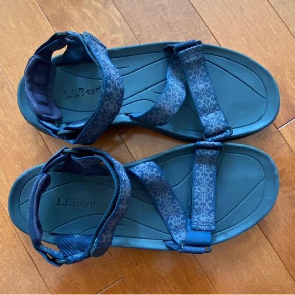 L.L Bean Sandals - Picture 1 of 6